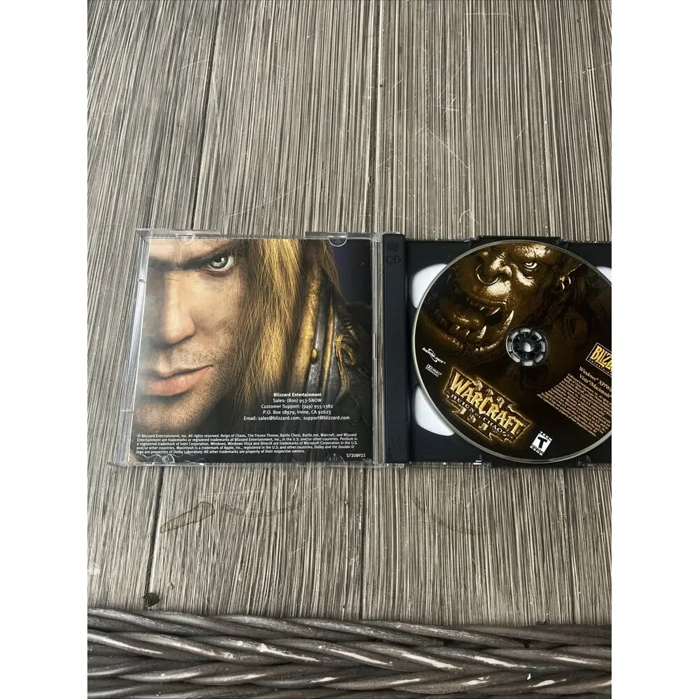 Warcraft III Battle Chest (PC CD-ROM, 2003)